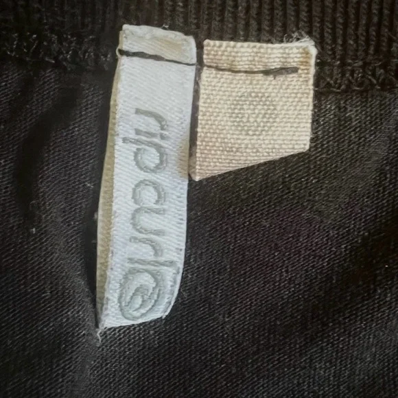LIKE NEW | Women’s RipCurl ‘Wild & Free’ Sleeveless Tank Top Shirt Medium - Picture 4 of 5